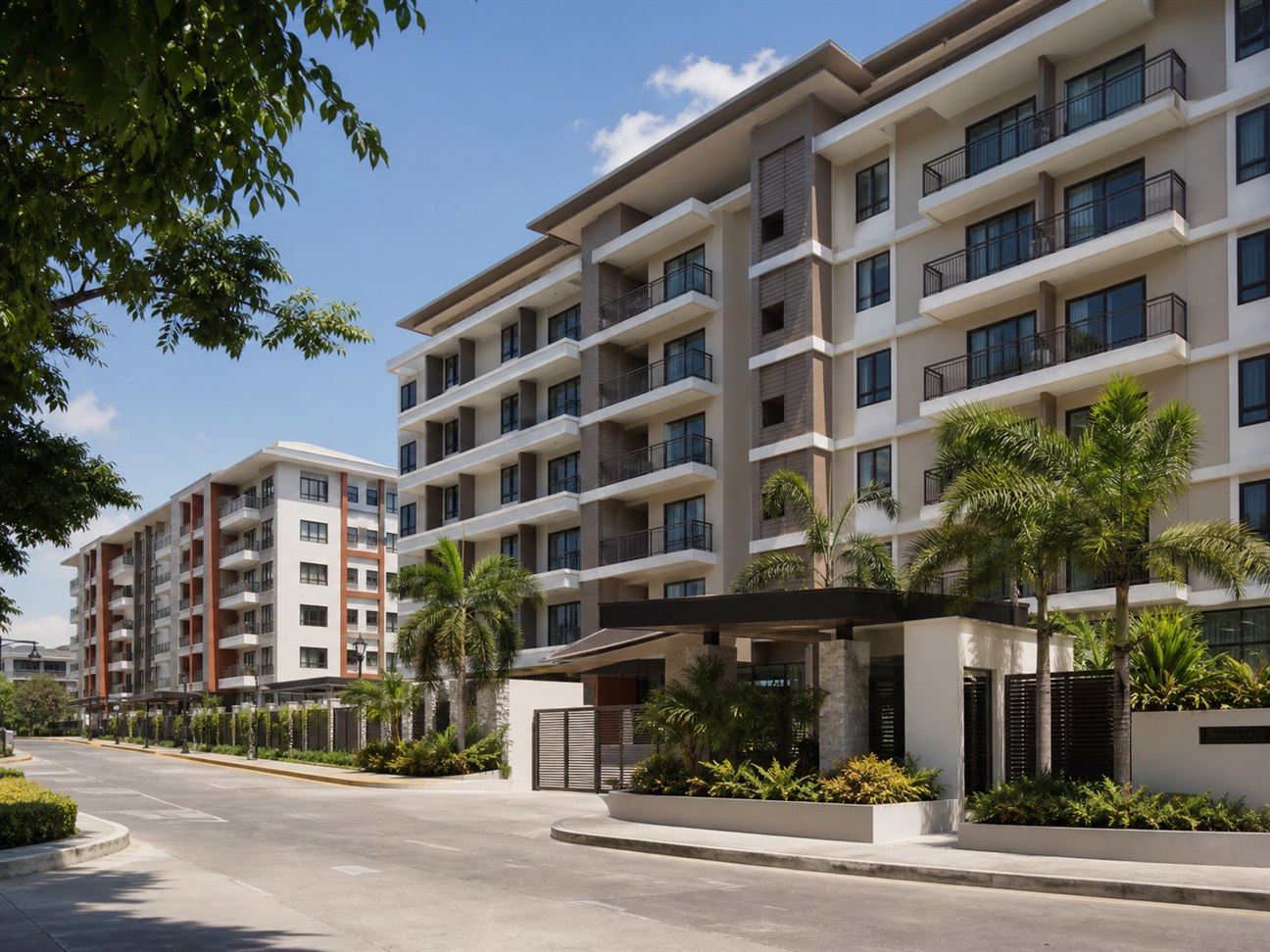 Condos & Apartments